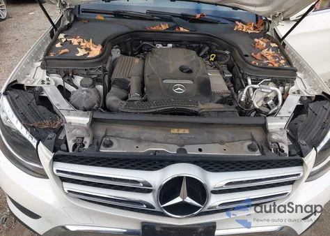 2017 Mercedes-Benz Glc 300 4Matic z USA, uszkodzony, nr VIN WDC0G4KB4HV009214